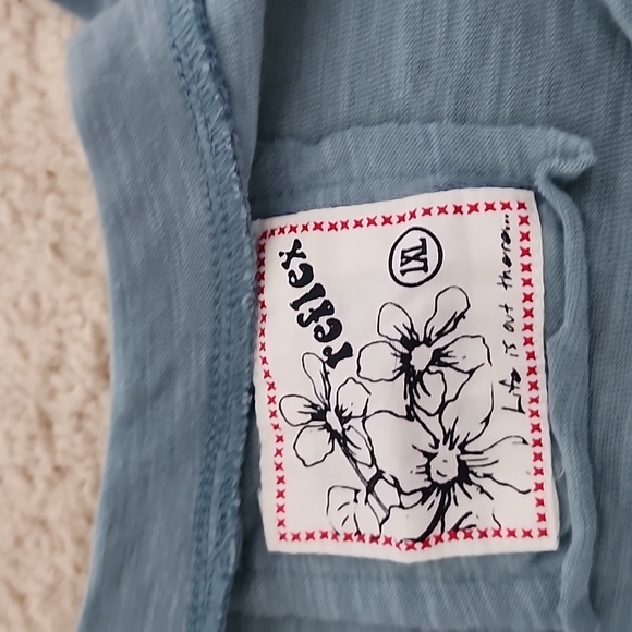 Womens tshirt - Picture 2 of 2